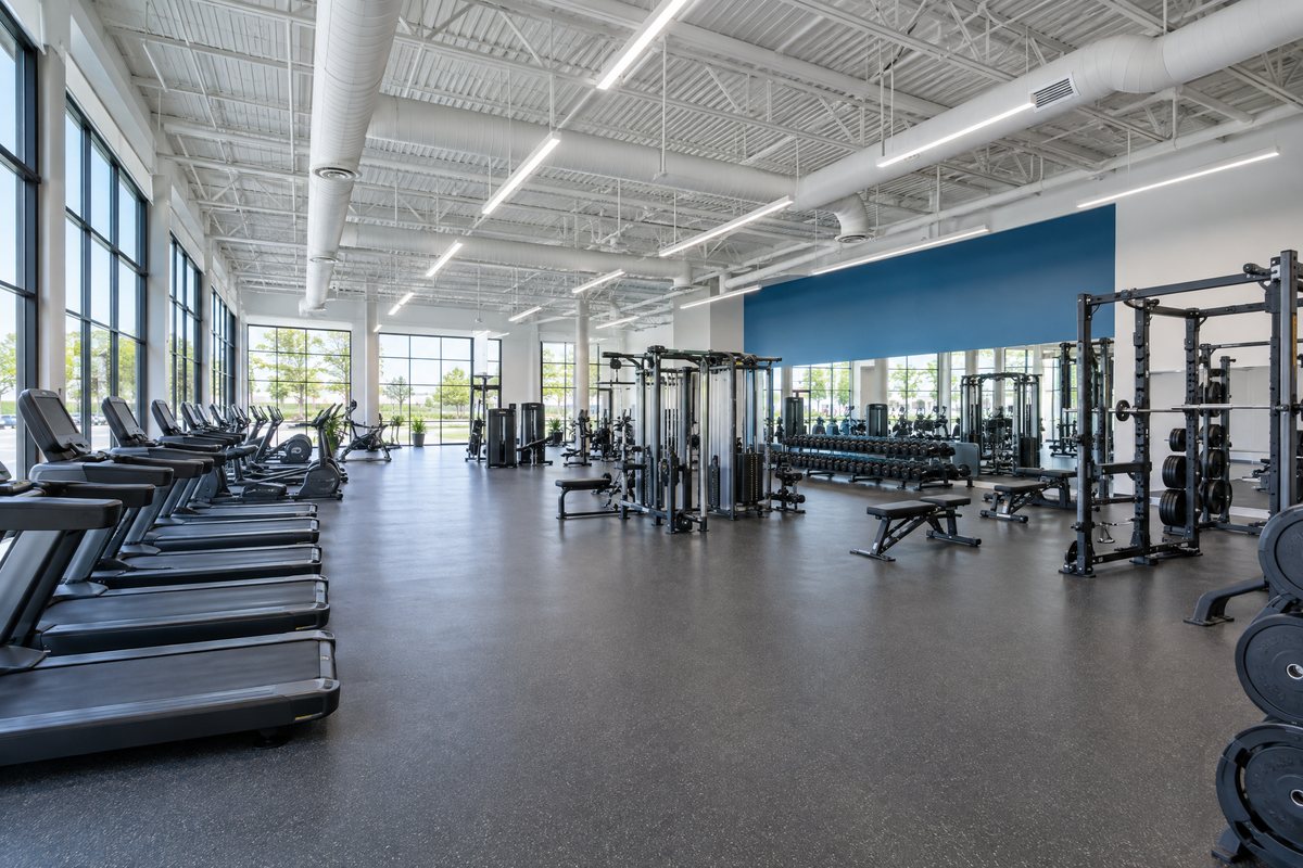 Fitness 19 interior build-out by Anthem Construction